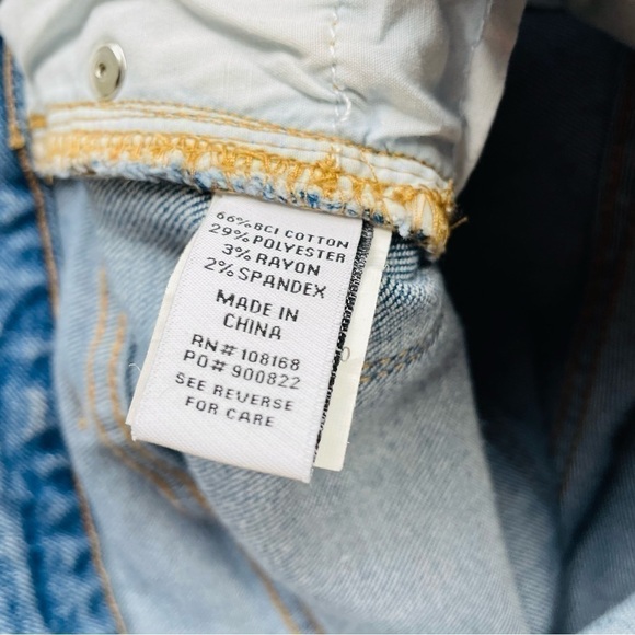 Rsq jean high rise straight leg women size 27 rips at the knees and raw hem - Picture 10 of 12